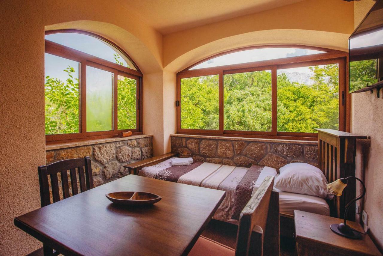 Apartmani I Sobe Dinko Starigrad Paklenica Ngoại thất bức ảnh